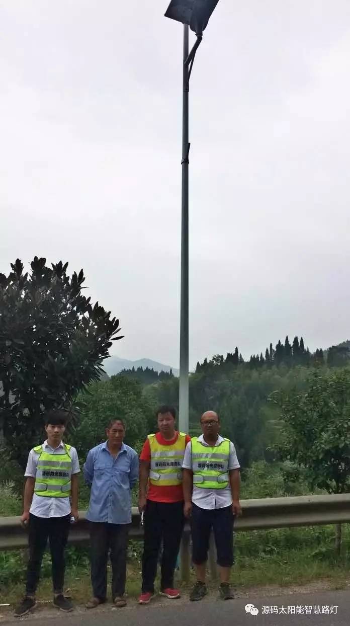 太陽(yáng)能路燈，太陽(yáng)能路燈廠(chǎng)家，太陽(yáng)能路燈價(jià)格，太陽(yáng)能平板燈，光伏照明，道路照明，助力新農(nóng)村建設(shè)，太陽(yáng)能路燈優(yōu)質(zhì)服務(wù)商