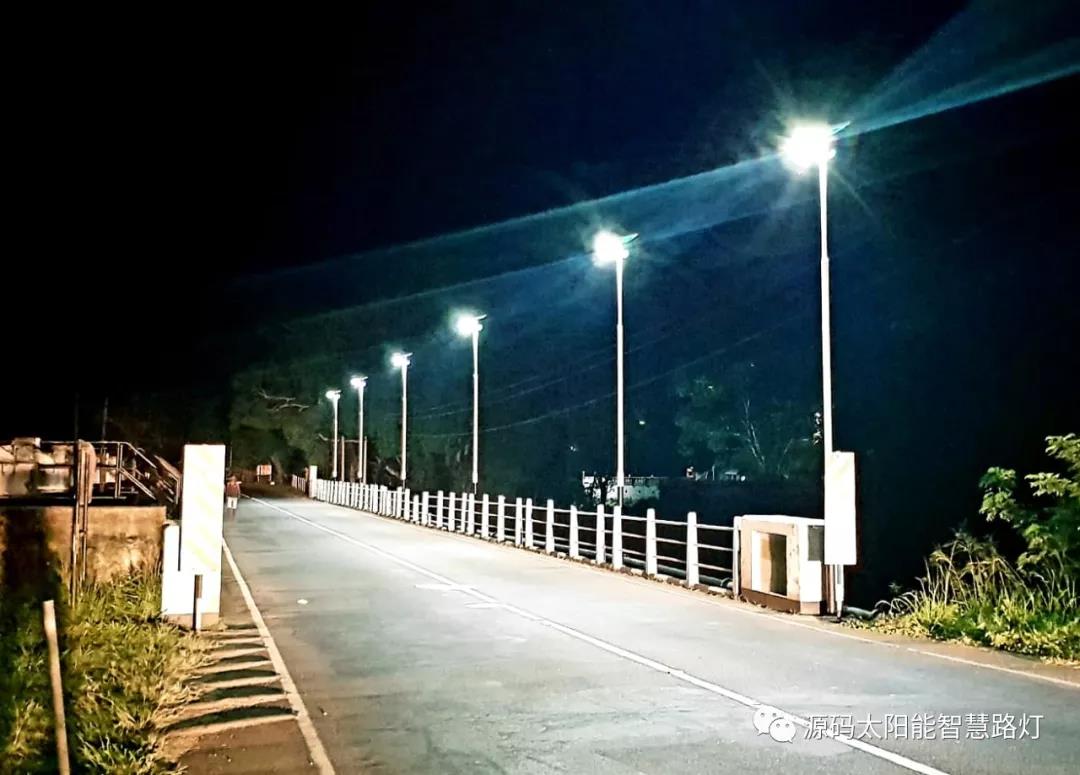 總統(tǒng)、發(fā)展局主席齊齊發(fā)聲，源碼火遍這個(gè)國家