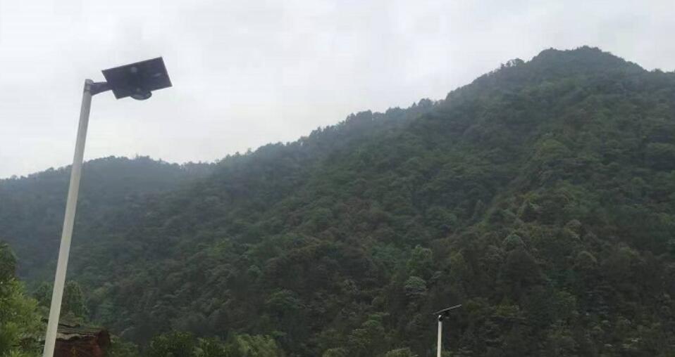 太陽能路燈廠家怎么樣評判